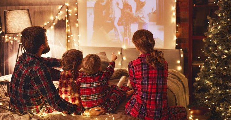 6 Artistic Actions To Do Over The Holidays