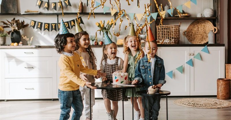 How To Plan A Children’ Birthday Occasion: 8 Enjoyable-Stuffed Concepts